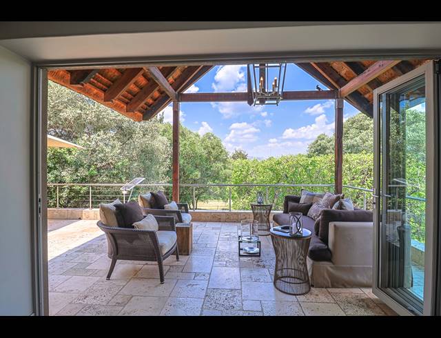 7 BEDROOM HOUSE FOR SALE IN K'SHANE